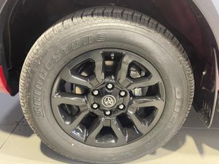 TOYOTA Hilux 2.8 D4D MHEV 220CV CD VXL AT HVO100