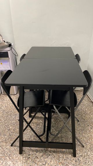 Tavoli alti da bar neri