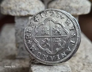 Lote 2 Reales Plata Felipe V 1723, Carlos III 1788