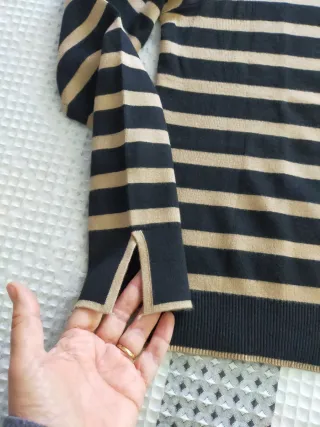 Cárdigan Mango rayas beige y negro