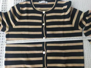 Cárdigan Mango rayas beige y negro