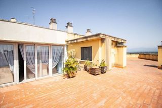 Ático en venta en L'Eixample en Figueres