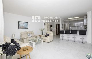 Piso en venta en Empuriabrava en Castelló d´Empúries