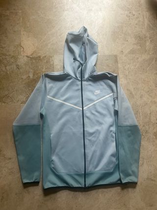 Conjunto Nike Tech Azul y Verde Azulado