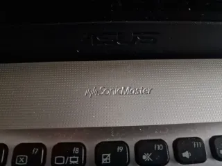 Portátil ASUS SonicMaster