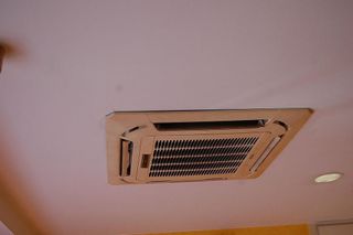 Local en venta en Cervelló