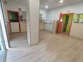 Local comercial en venta en Eixample en Prat de Llobregat, El