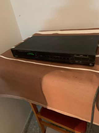 Sintonizador Radio Luxman Negro