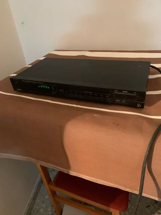 Sintonizador Radio Luxman Negro