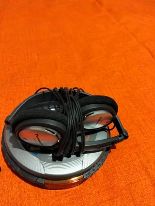 Lettore CD MP3 Panasonic SL-SV590 + Cuffie