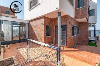 Chalet en venta en Alhendín