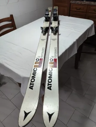 Esquís Atomic Performance 180