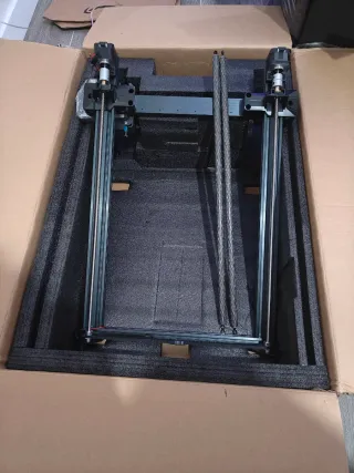 Artillery Sidewinder X4 Plus sin usar