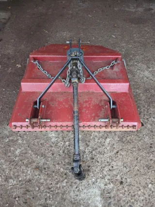 Desbrozadora de cadenas