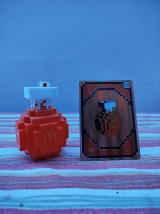 Poción Minecraft x McDonald's Pixelada + tarjeta