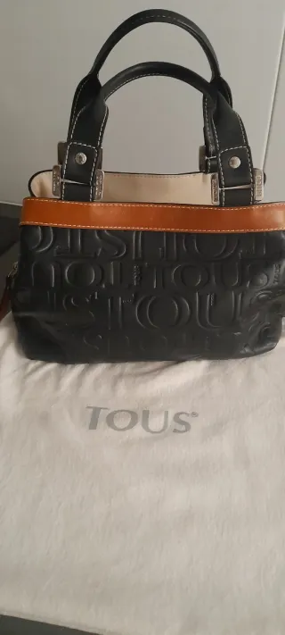 Bolso Negro y Marrón con Logo Grabado