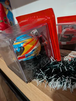 Casco Fernando Alonso Ferrari 2012 scala 1:5