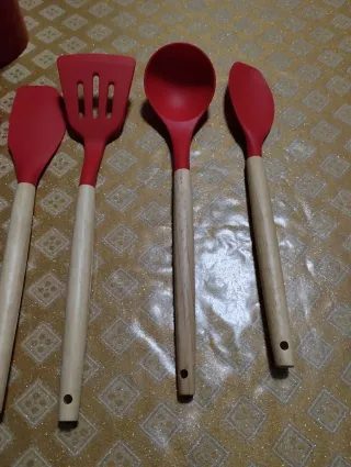 Set Mestoli Cucina Silicone Rosso