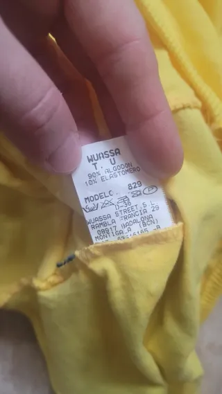 Camiseta WUSSA STREET amarilla con estampado