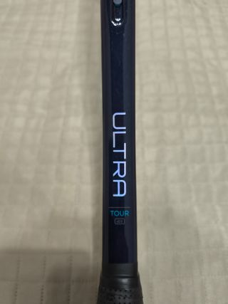 Raqueta Wilson Ultra Tour 97