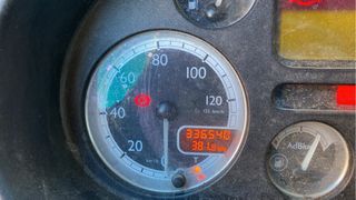 Camión DAF CF 85.460 con grúa