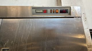 Cámara frigorífica industrial Fagor 4 puertas