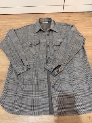Sobrecamisa cuadros Stradivarius marrón/gris