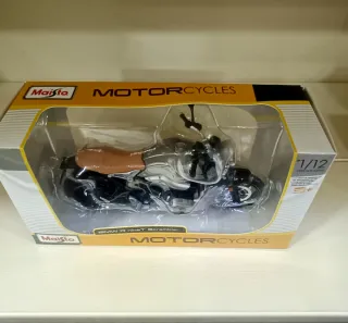 Moto BMW R nineT Scrambler Maisto 1:12