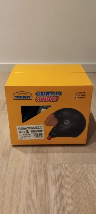 Casco Moto Negro con Visera