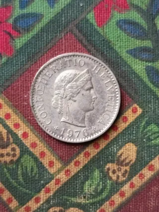 Colección de 13 Monedas Internacionales