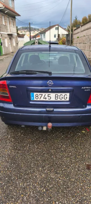 Opel Astra 2000