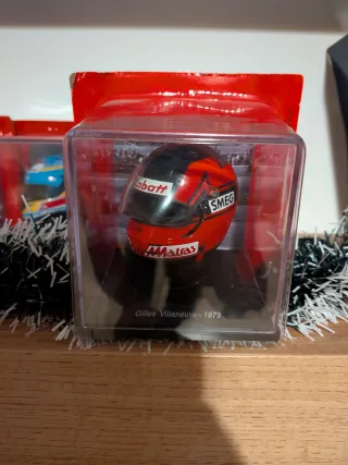 Casco Gilles Villeneuve 1979 Ferrari Scala 1:5