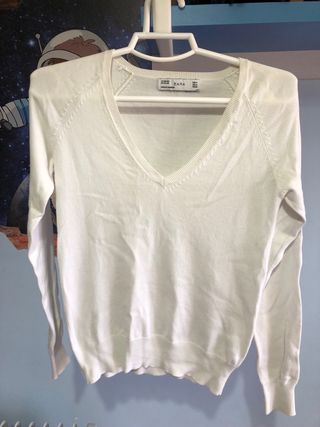 Suéter Zara cuello pico talla M