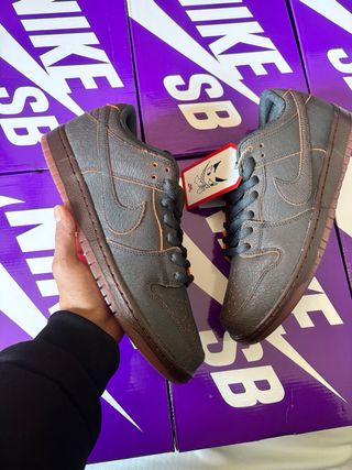 Nike Dunk SB Krampus Marrón Naranja