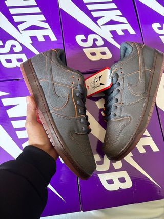 Nike Dunk SB Krampus Marrón Naranja