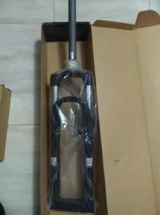 Orquilla Rock Shox 26 suspensión bici