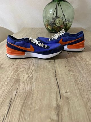 Nike Waffle One Azul y Naranja