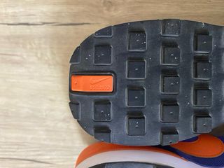 Nike Waffle One Azul y Naranja