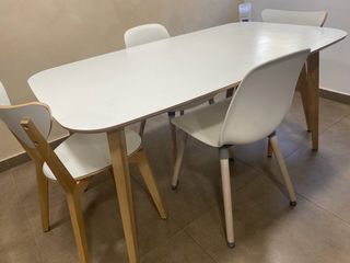 Mesa Ikea Blanca 150x85 + 4 Sillas