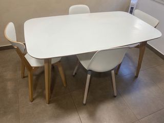 Mesa Ikea Blanca 150x85 + 4 Sillas
