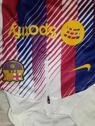 Sudadera FC Barcelona Multicolor y Blanca