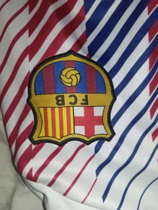 Sudadera FC Barcelona Multicolor y Blanca