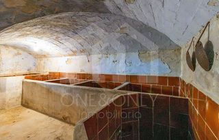 Edificio en venta en Móra d´Ebre