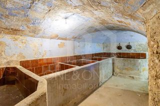 Edificio en venta en Móra d´Ebre