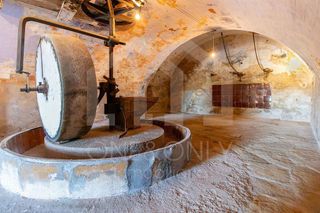 Edificio en venta en Móra d´Ebre