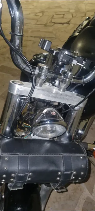 Moto custom negra800cc Kawasaki vulcan