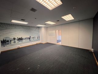 Oficina en alquiler en Castillejos en Madrid