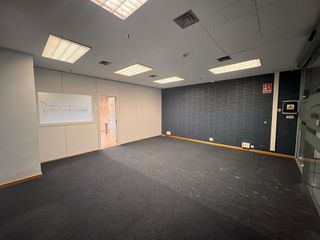 Oficina en alquiler en Castillejos en Madrid