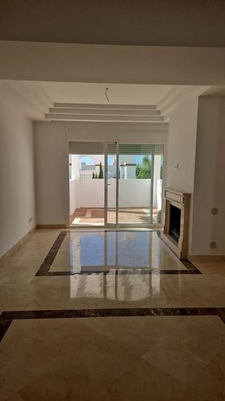 Piso en alquiler en Nagüeles Alto en Marbella