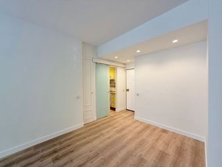 Piso en alquiler en Castillejos en Madrid